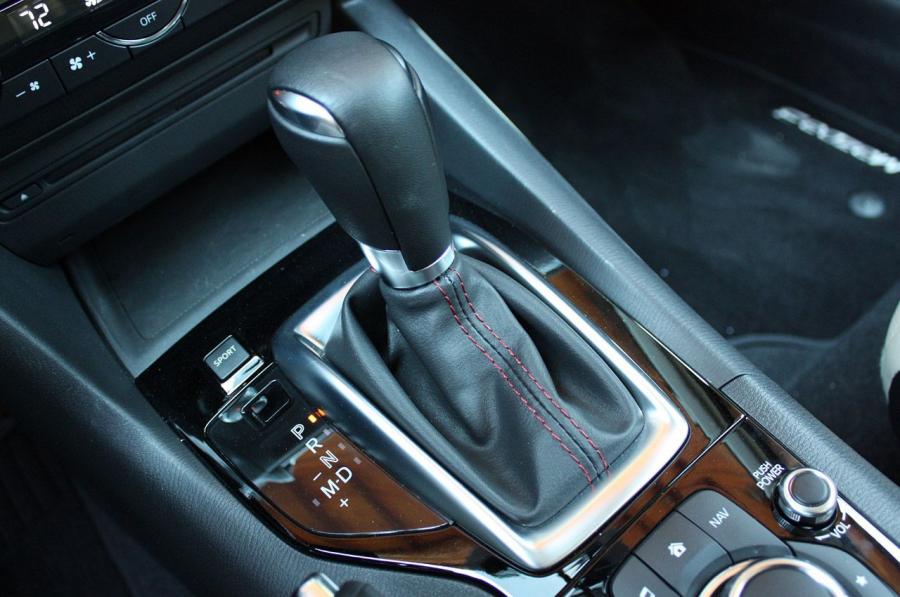  Mazda3 Hatchback 2014 года  (фото 17 из 131)